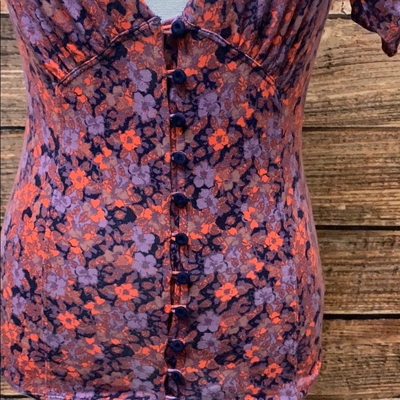 3/$20 Free People Floral Top - Picture 7 of 8